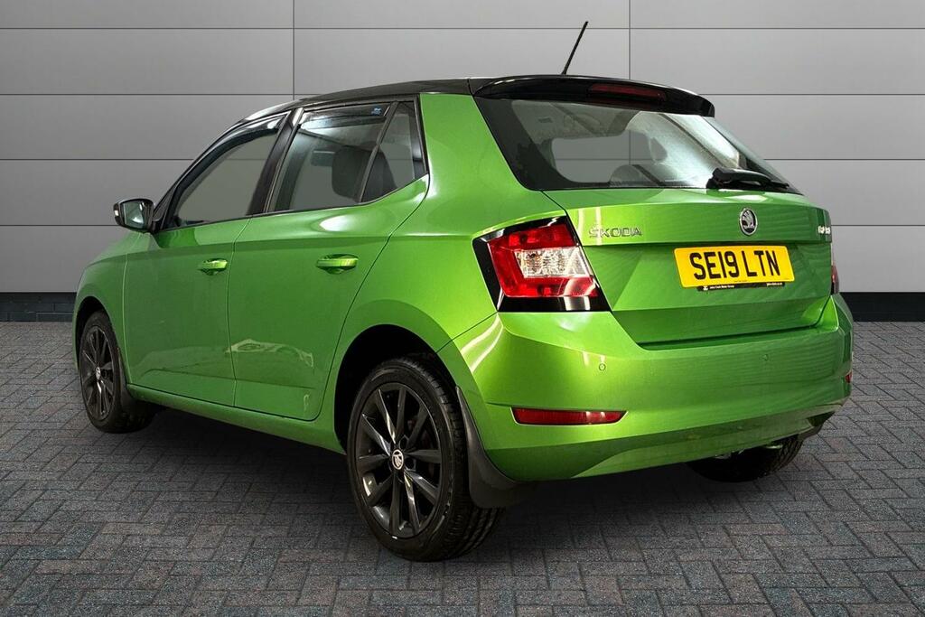 Skoda Fabia 1.0 Mpi 75 Colour Edition SE19LTN Green #3