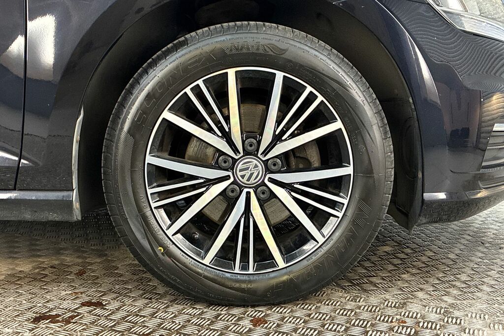 Volkswagen Golf 1.4 Tsi Se ST18ZKS Black #5