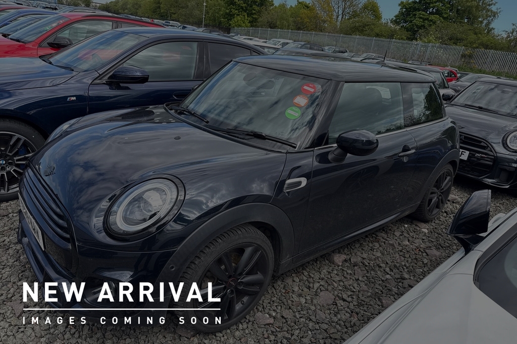 Mini Hatch 3-Door Cooper Sport SN19NAW Black #4