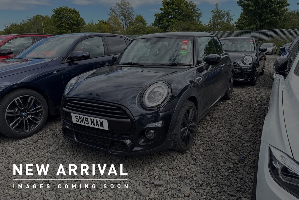 Mini Hatch 3-Door Cooper Sport Black