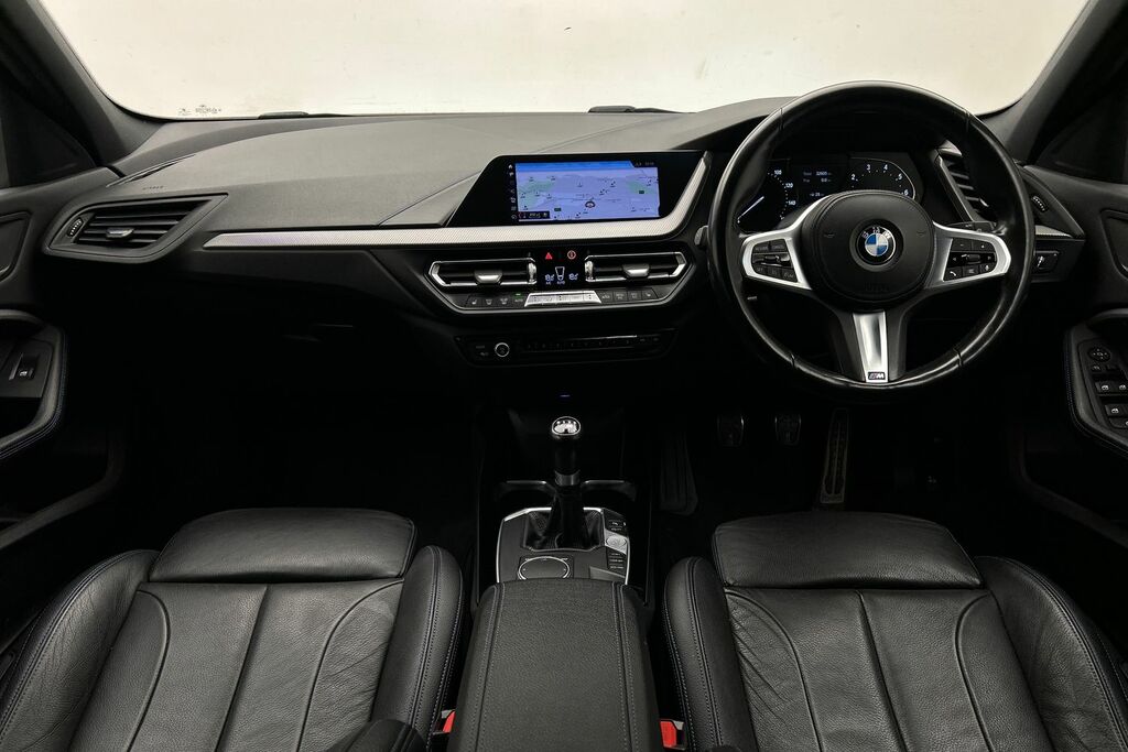 BMW 1 Series 118I M Sport SV69ZYM Red #4
