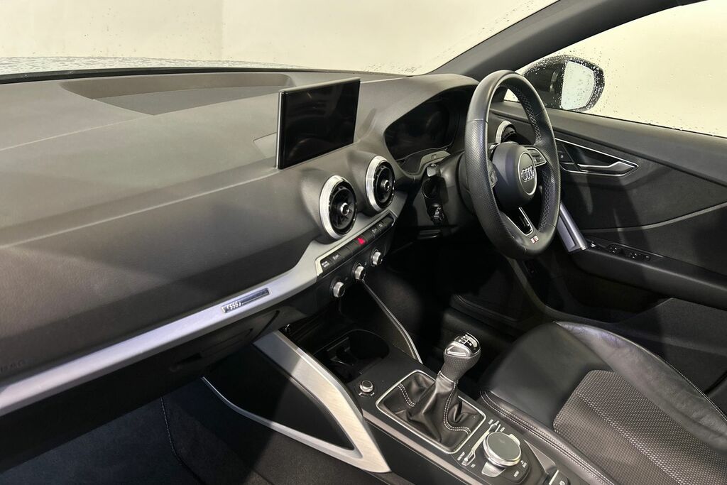 Audi Q2 S Line 30 Tfsi 110 Ps 6-Speed ST72RYO Grey #2