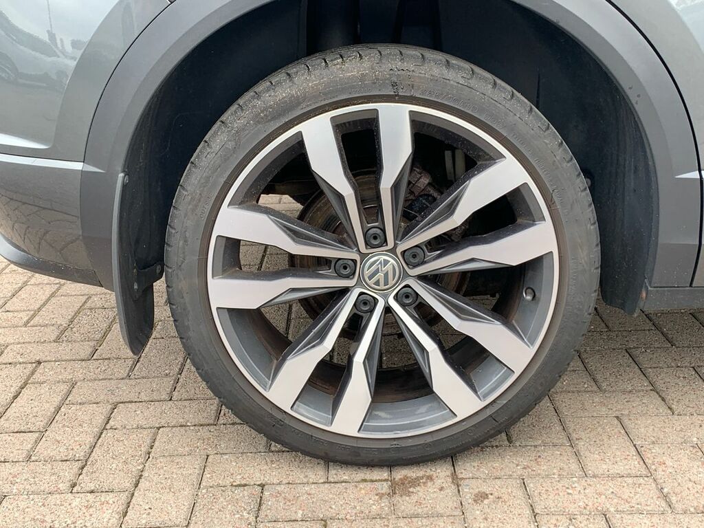 Volkswagen T-Roc 1.5 Tsi Evo R-line Grey #5
