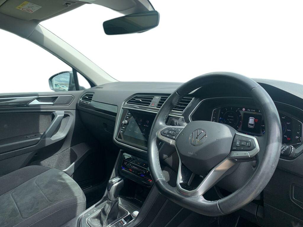Volkswagen Tiguan 1.5 Tsi 150 Elegance Dsg SN22BGW Grey #6