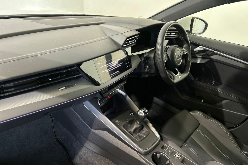 Audi A3 S Line 35 Tfsi 150 Ps 6-Speed SV25KBN White #2