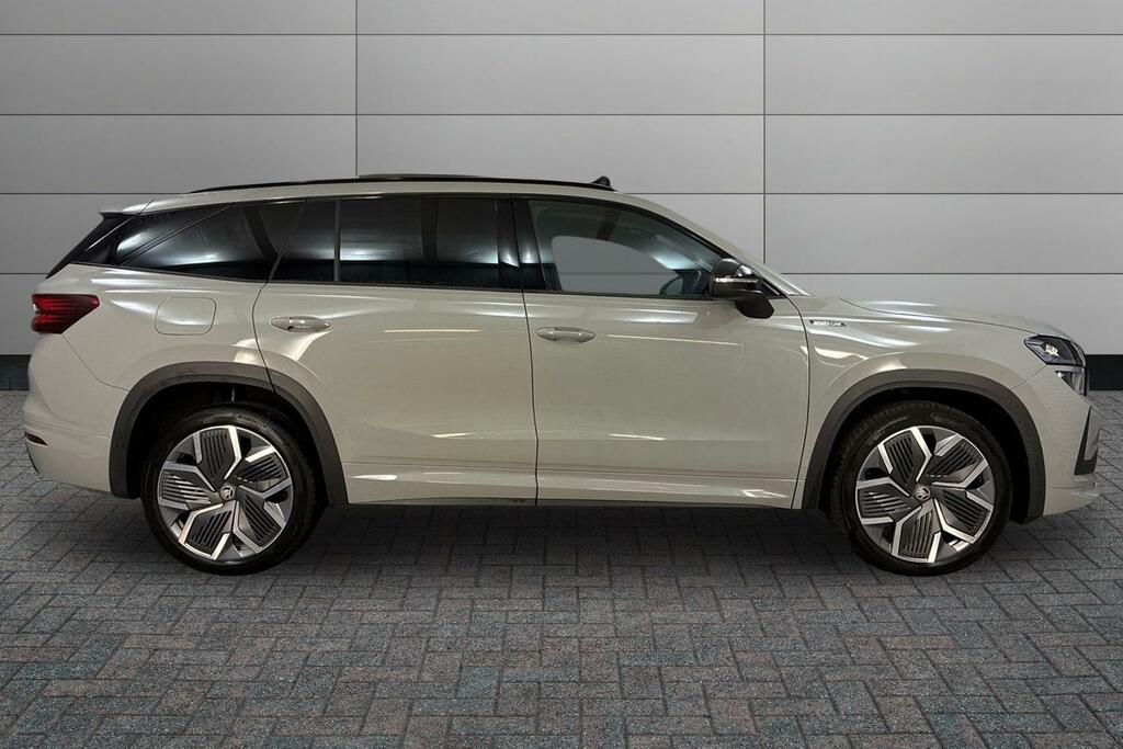 Skoda Kodiaq 2.0 Tsi 204 Sportline 4X4 Dsg 7 Seat ST75AZU Grey #4