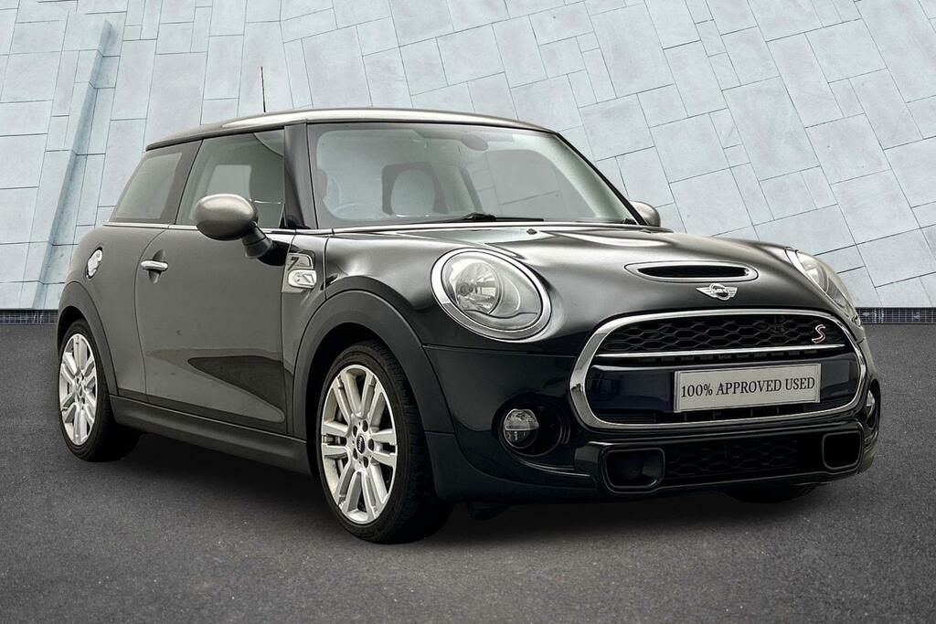 Mini Hatch 3-Door Cooper S Seven Edition Black
