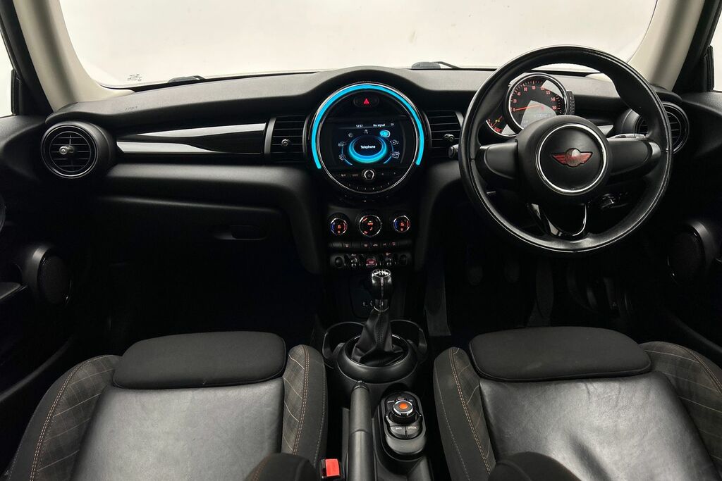 Mini Hatch 3-Door Cooper S Seven Edition OE17UNG Black #4