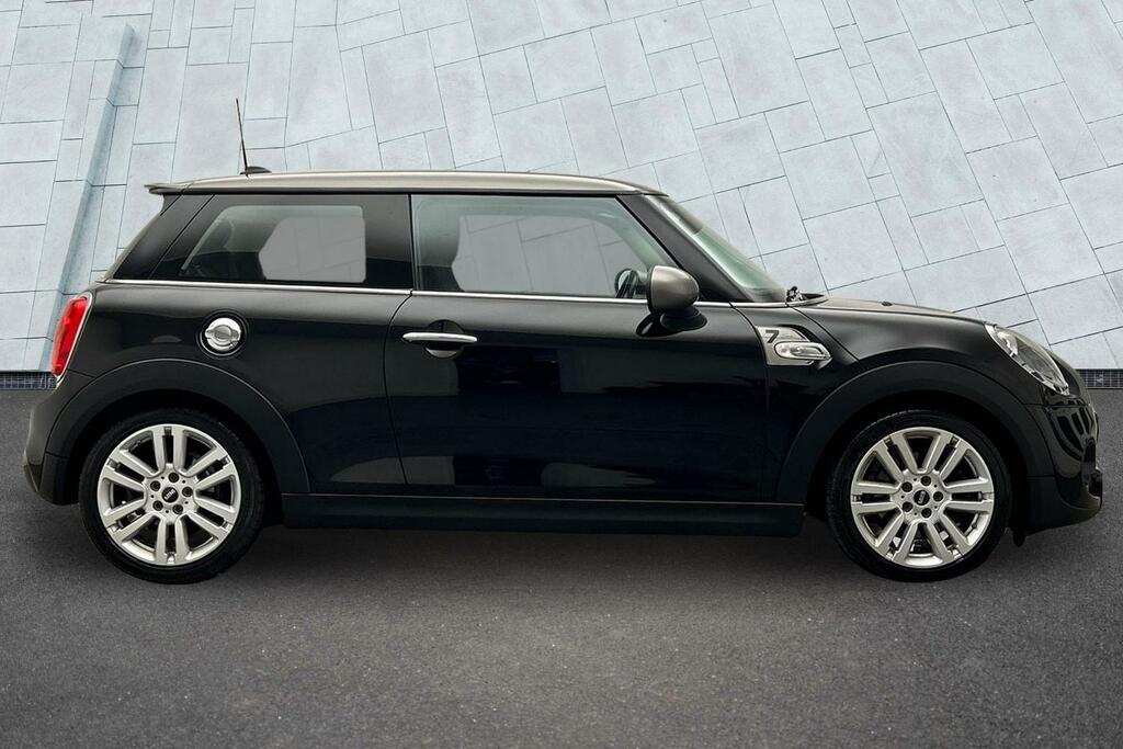 Mini Hatch 3-Door Cooper S Seven Edition OE17UNG Black #3