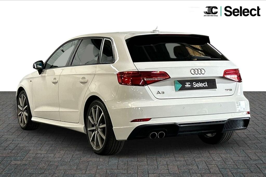 Audi A3 1.5 Tfsi Cod Black Edition Sportback Euro 6 Ss CX18GVL White #4