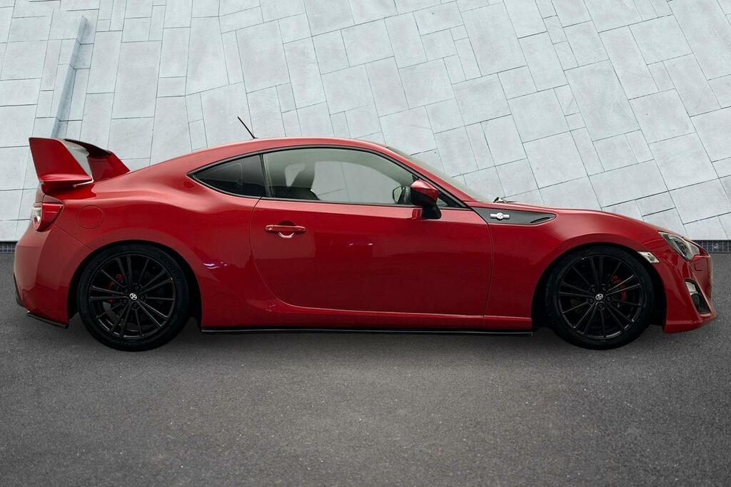 Toyota GT86 2.0 Boxer D-4s Coupe Euro 6 200 Red #3