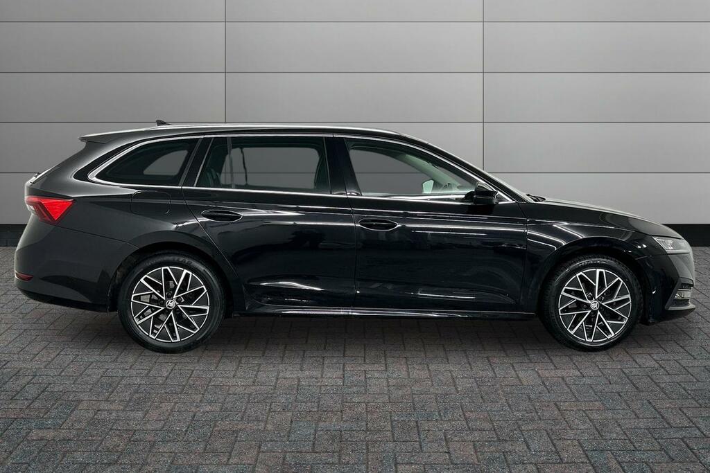 Skoda Octavia 1.5 Tsi E-tec Se L Dsg Black #4