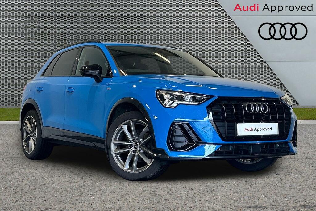 Audi Q3 Black Edition 35 Tfsi 150 Ps S Tronic Blue