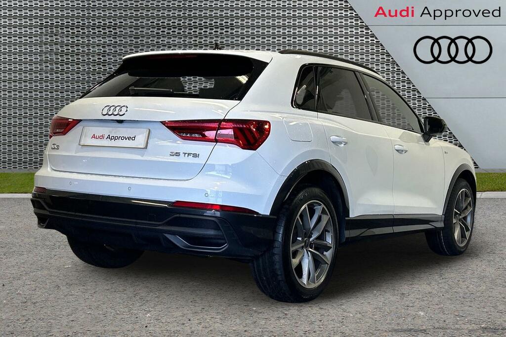 Audi Q3 Black Edition 35 Tfsi 150 Ps 6-Speed SW23BYZ White #3