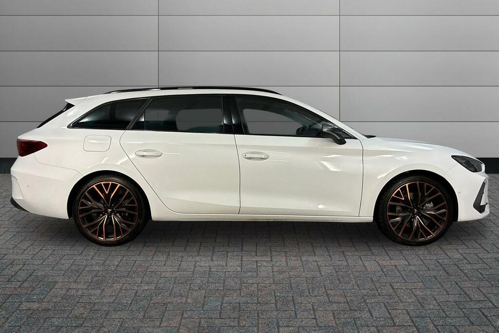 Cupra Leon 1.5 Etsi 150 V3 Dsg White #4