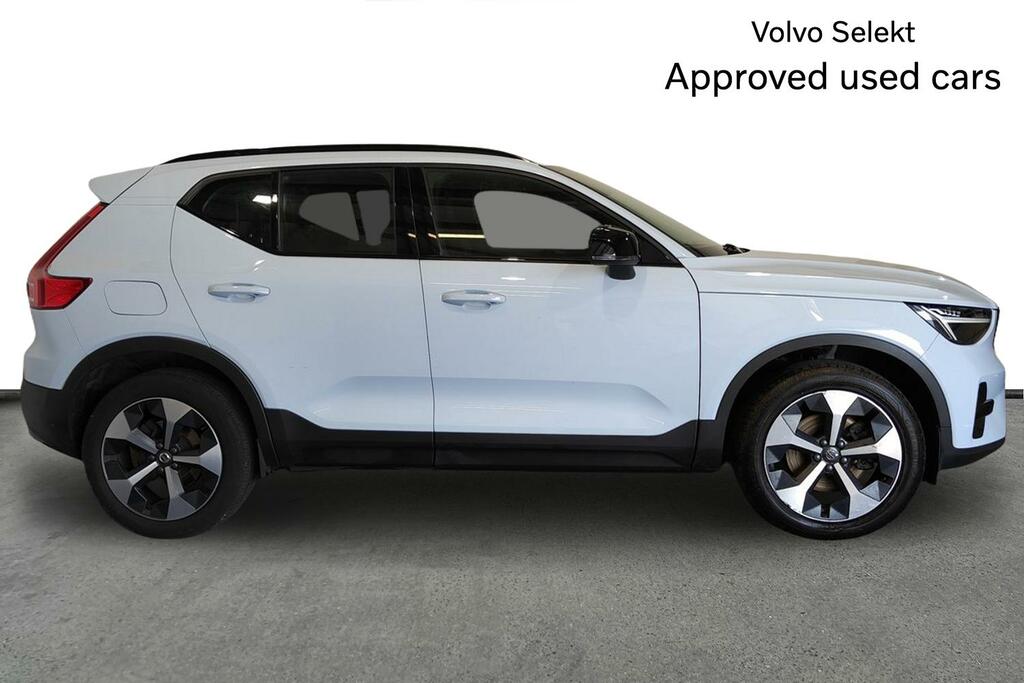 Volvo XC40 2.0 B3p Plus Dark MA74KWN Blue #4
