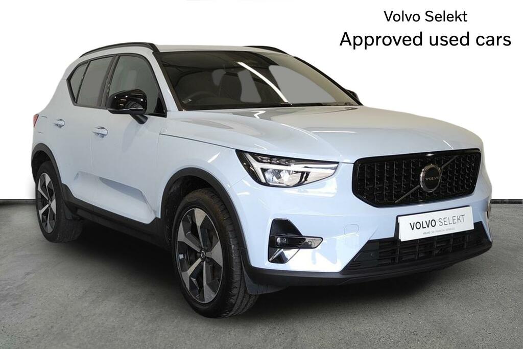 Volvo XC40 2.0 B3p Plus Dark Blue
