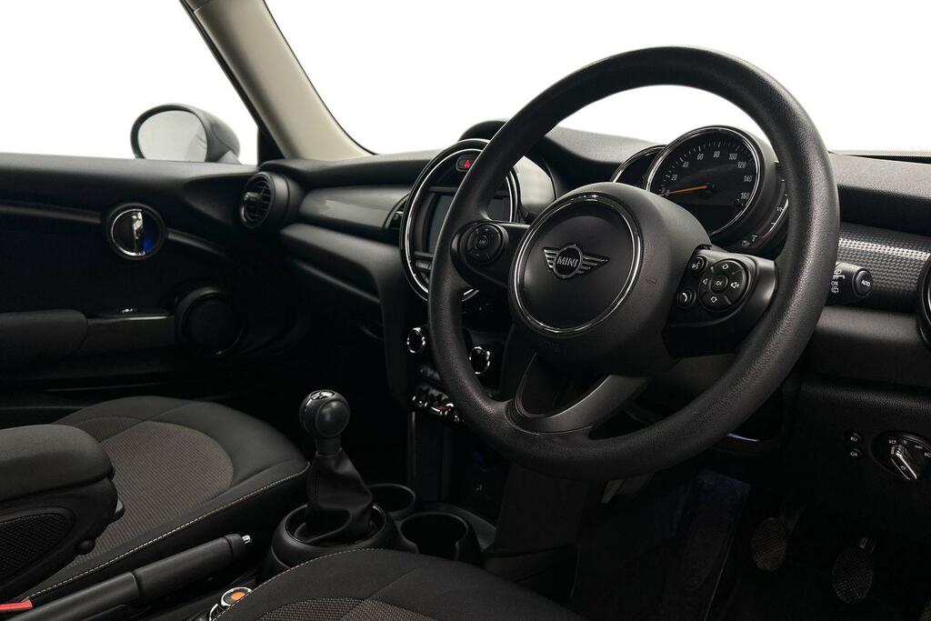 Mini Hatch 3-Door Cooper Classic SF19SBN Grey #6