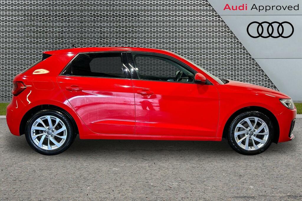 Audi A1 Sport 30 Tfsi 116 Ps 6-Speed SV19VMG Red #4