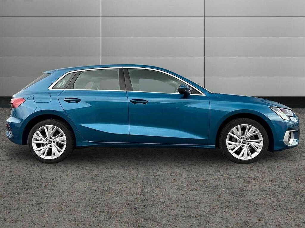 Audi A3 Sport 35 Tfsi 150 Ps 6-Speed SY23YUF Blue #4