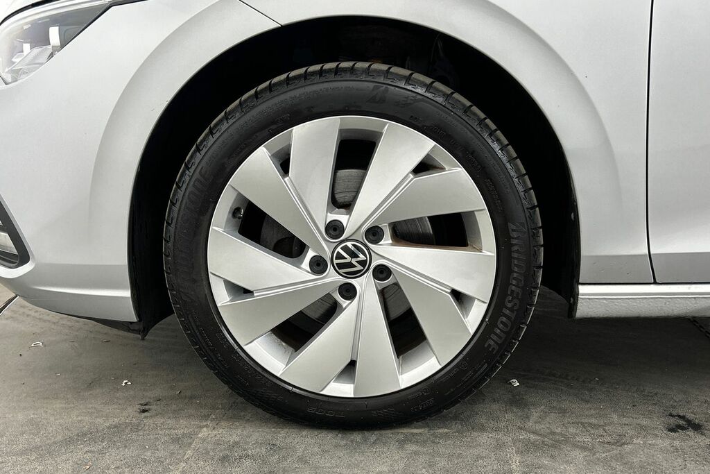 Volkswagen Golf 1.5 Tsi Style ST70HDK Silver #5