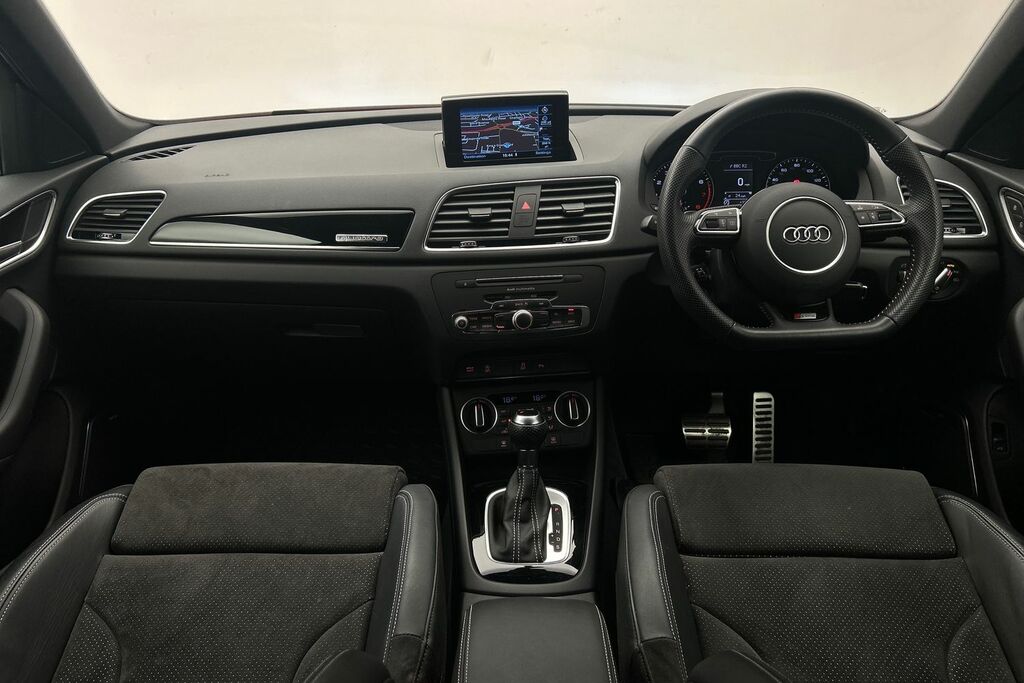 Audi Q3 2.0 Tfsi Black Edition S Tronic Quattro Euro 6 S SW18FND Red #4