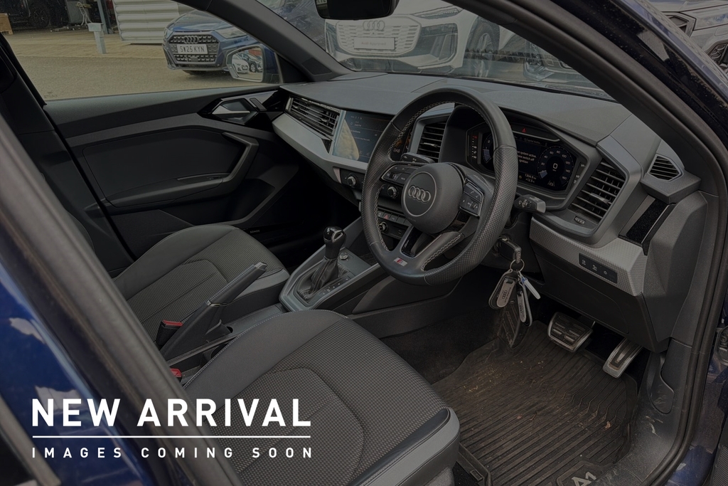 Audi A1 S Line 35 Tfsi 150 Ps S Tronic SP73UMR Blue #2