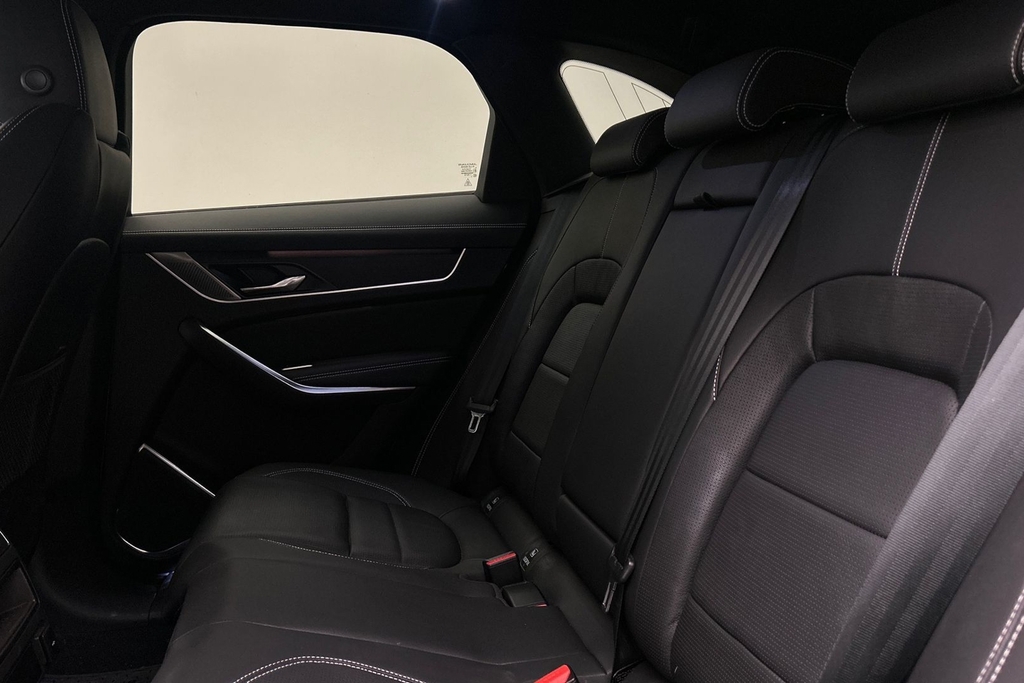 Jaguar F-Pace D200 R-dynamic Black SV23LNX Silver #4