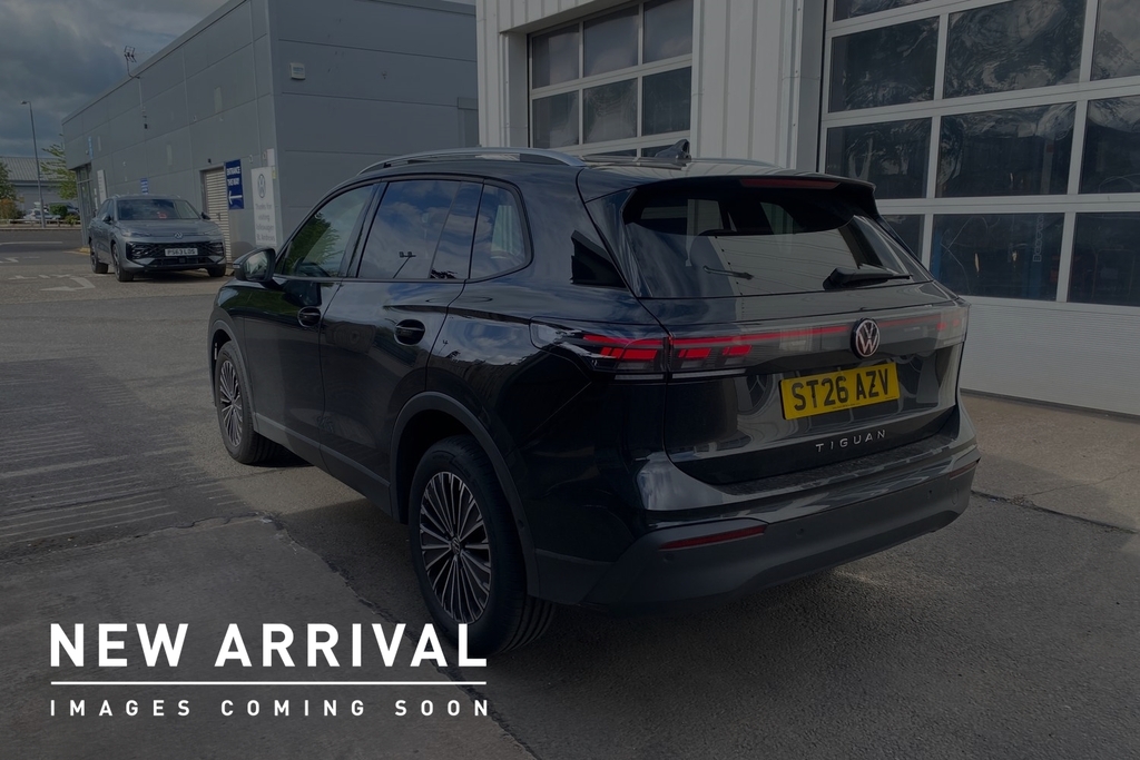 Volkswagen Tiguan 2.0 Tdi Match Dsg ST26AZV Black #2