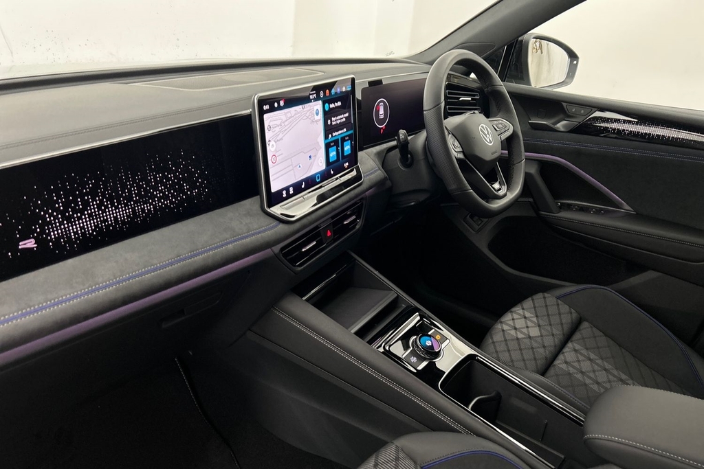Volkswagen Tiguan 1.5 Etsi 150 R-line Dsg SV26ZWX Silver #2