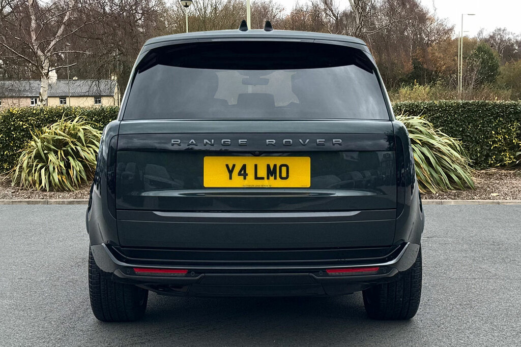 Land Rover Range Rover D300 Autobiography Y4LMO Green #6
