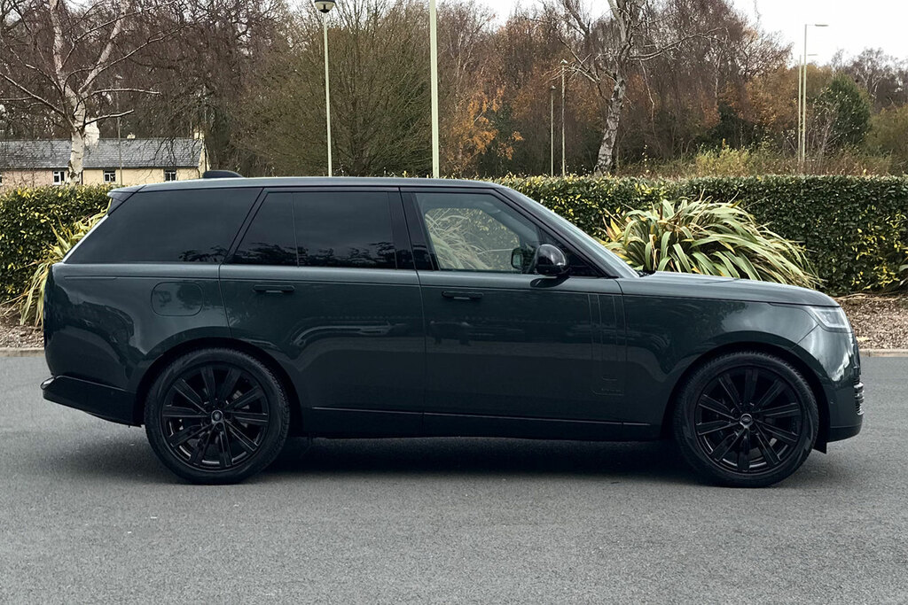 Land Rover Range Rover D300 Autobiography Y4LMO Green #5
