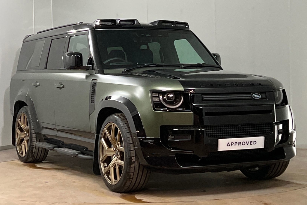 Land Rover Defender 130 D350 130 X-dynamic Hse Green