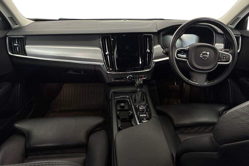 Volvo V90 2.0 T4 Momentum Plus Estate Euro 6 Black #5