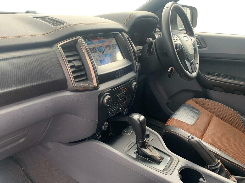 Ford Ranger Pick Up Double Cab Wildtrak 3.2 Tdci 200 White #2
