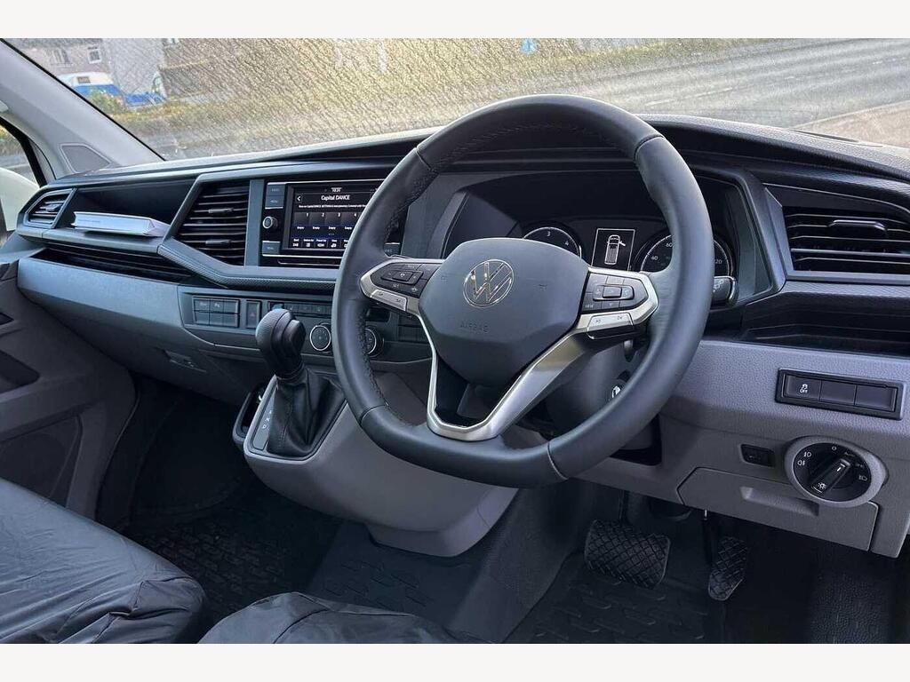 Volkswagen Transporter 2.0 Tdi 150 Highline Kombi Van Dsg SV74LXZ White #6