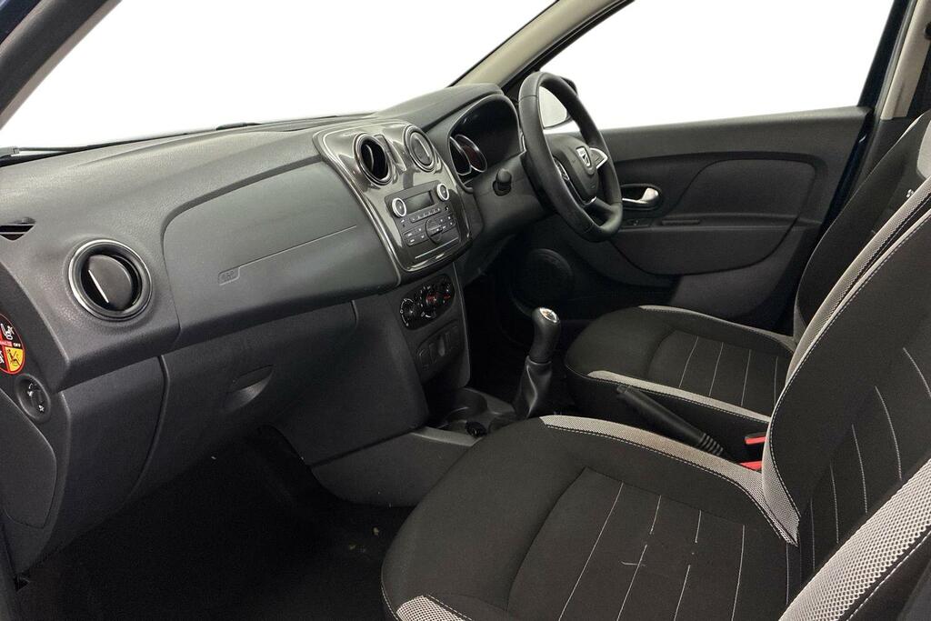 Dacia Sandero Stepway 0.9 Tce Essential Hatchback Euro SY20UHD Blue #2