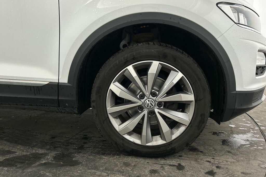 Volkswagen T-Roc 1.0 Tsi Design SV70OXD White #5