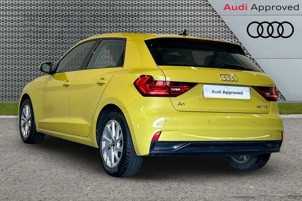 Audi A1 Sport 25 Tfsi 95 Ps 5-Speed SW23HWP Yellow #3