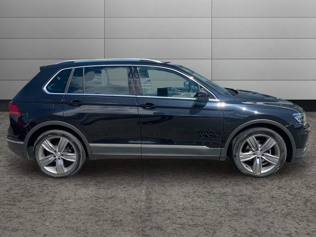 Volkswagen Tiguan 1.5 150 Sel Dsg SY69ZPX Black #4
