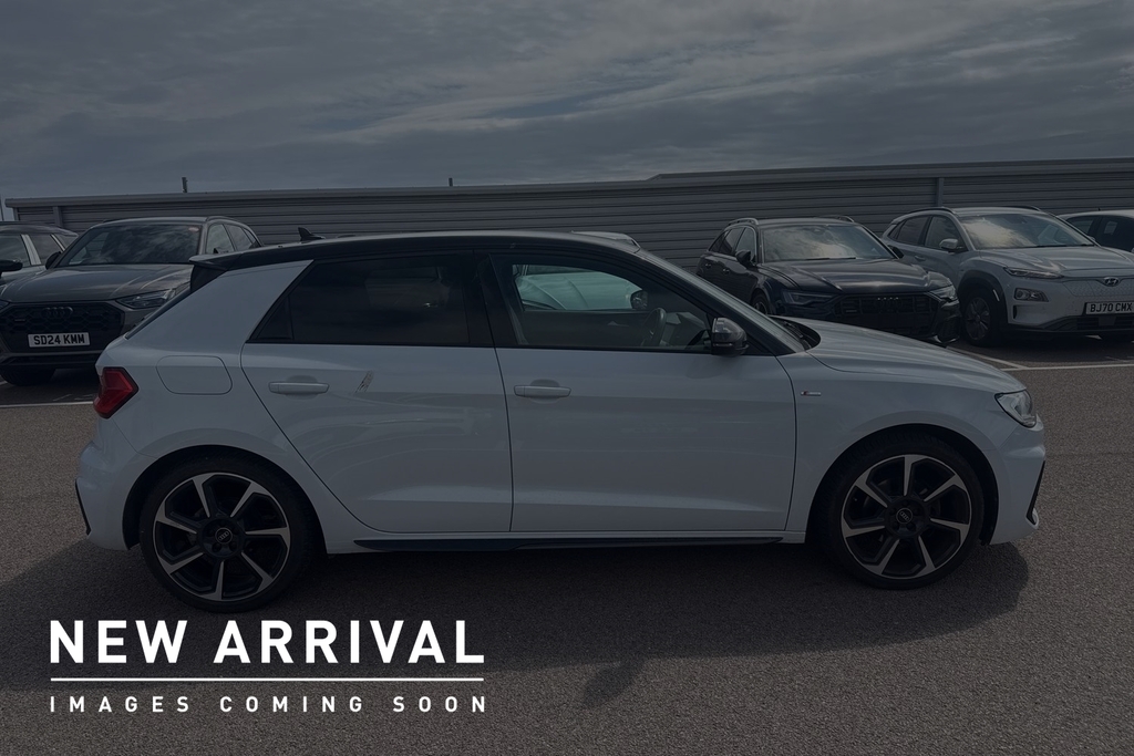 Audi A1 My23.5 Black Edition 30 Tfsi 110 Ps 6-Speed SW23MVR White #4