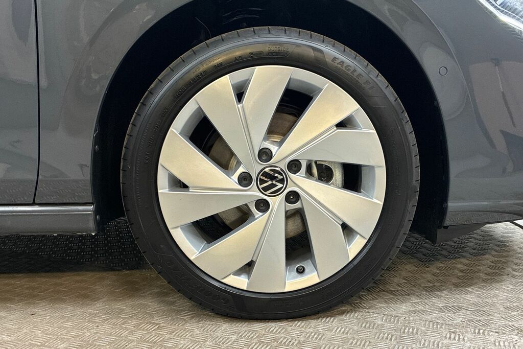 Volkswagen Golf 1.5 Tsi 150 Match Grey #5