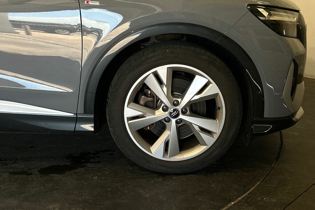 Audi Q4 E Tron Q4 S Line 40 E-tron 150,00 Kw SW72AXA Grey #5