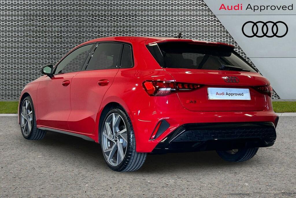 Audi A3 Black Edition 35 Tfsi 150 Ps 6-Speed Red #3