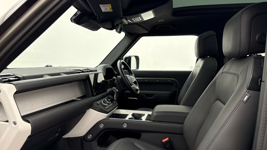 Land Rover Defender 90 D350 X-dynamic Hse KM74NYR Silver #3