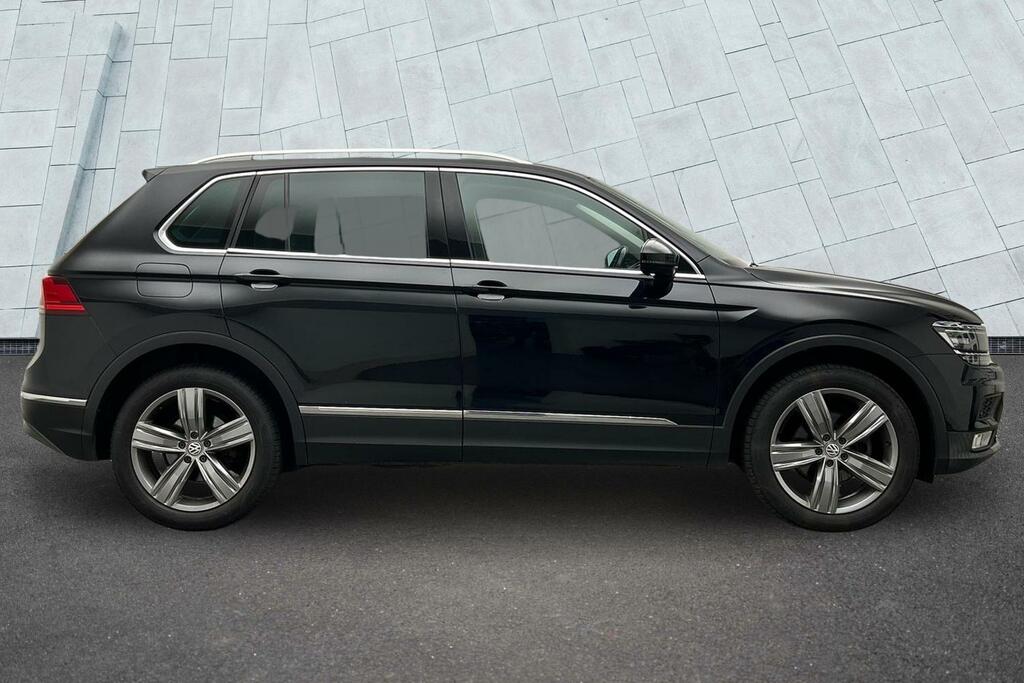 Volkswagen Tiguan 2.0 Tdi Bluemotion Tech Sel Suv Dsg 4Mo ET66KLK Black #3