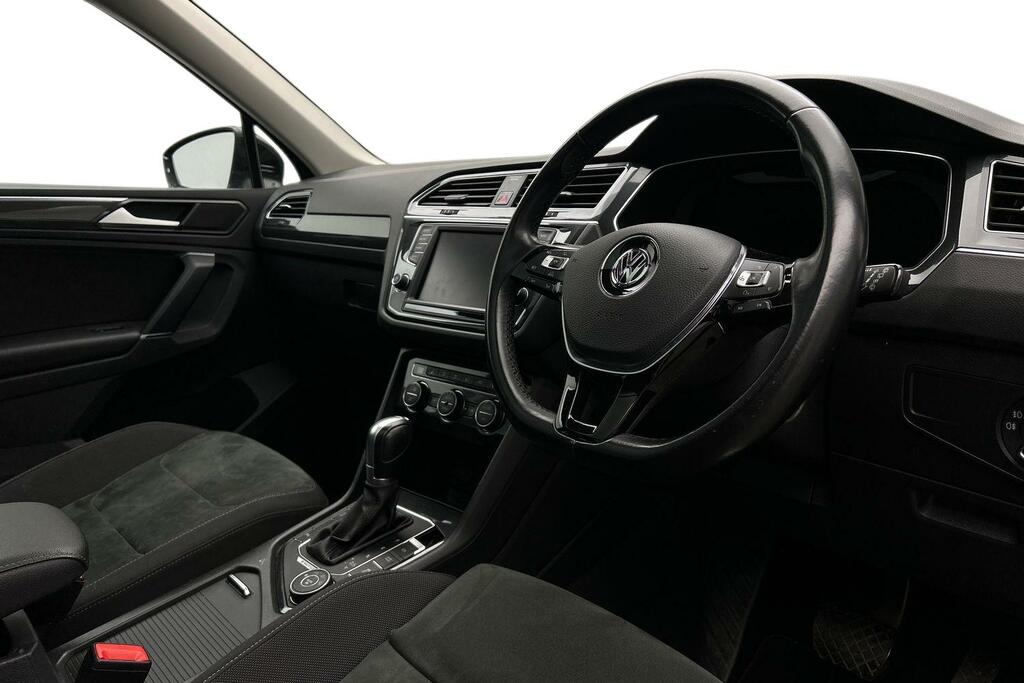 Volkswagen Tiguan 2.0 Tdi Bluemotion Tech Sel Suv Dsg 4Mo ET66KLK Black #6