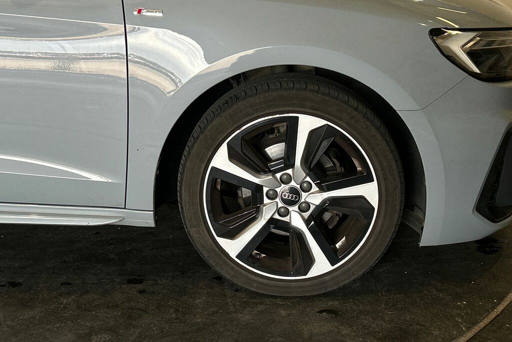 Audi A1 S Line 30 Tfsi 110 Ps 6-Speed SV21JCE Grey #5