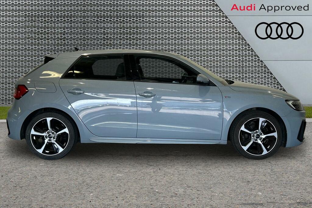 Audi A1 S Line 30 Tfsi 110 Ps 6-Speed SV21JCE Grey #4