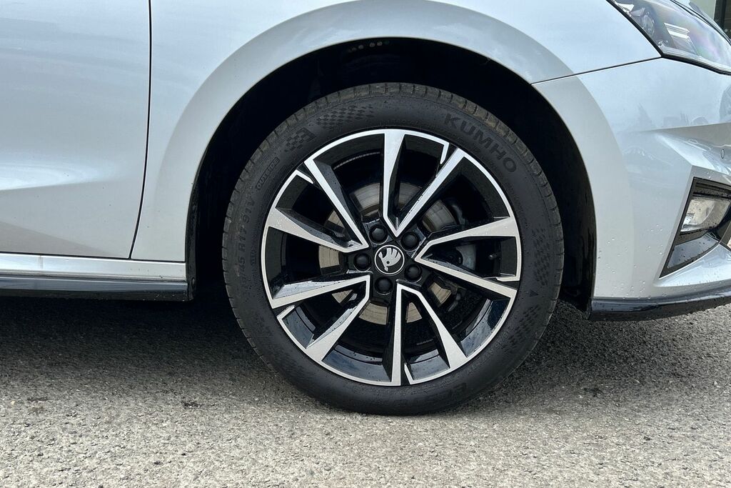 Skoda Fabia 1.0 Tsi 116 Monte Carlo Edition DA25YUU Silver #5